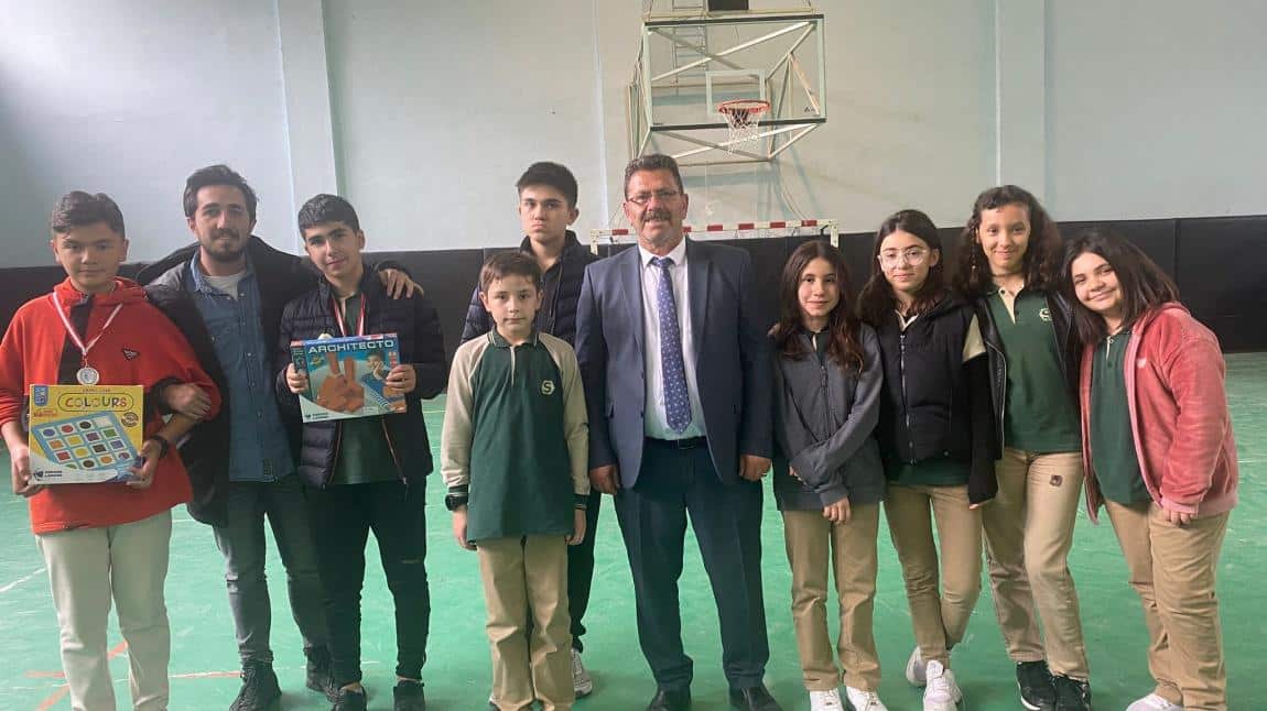 Amasya'da Yapılan Zeka Oyunları Finalinde Öğrencilerimiz Derece Aldı.